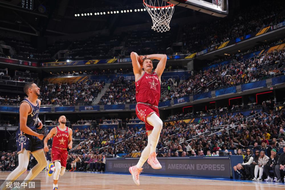 队通过坚定 队通过坚定